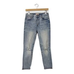 Driftwood Embroidered Dizzy Daisy Distressed Gizelle Jeans Size 25